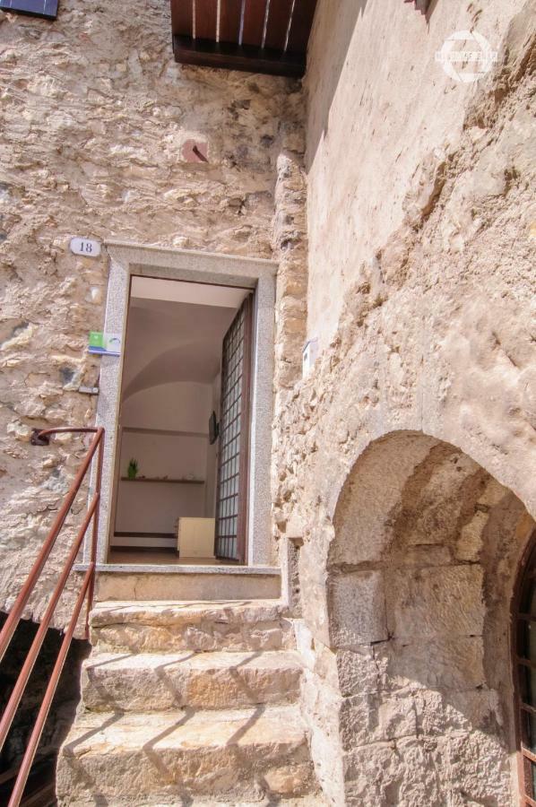 Appartamenti Frapporta Tenno Exterior foto